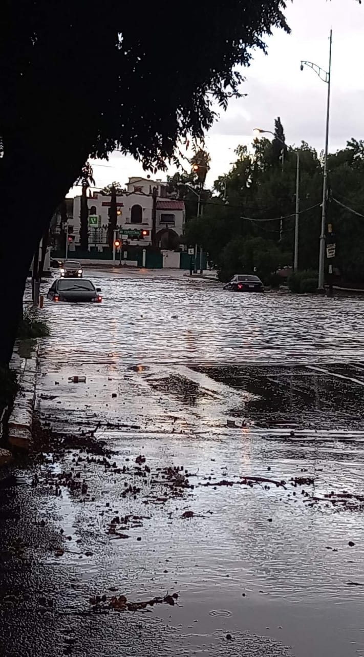 Se registra fuerte tormenta en la ciudad de Chihuahua