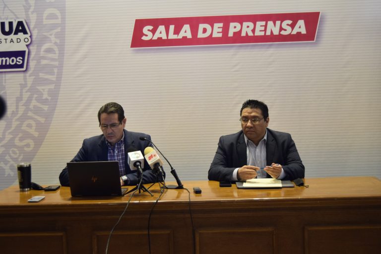 Amplía Secretaría de Hacienda un mes el plazo para canje de placas