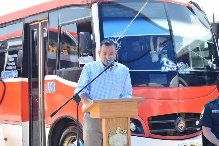 Chóferes de transporte urbano y Municipio lanzan programa  “Ni Una Menos”
