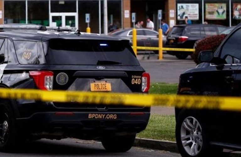 El sospechoso de la masacre de Buffalo planeaba «seguir su matanza»
