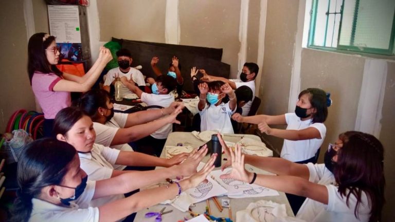 Celebran a enfermeras y enfermeros del Instituto Municipal de Pensiones por su día