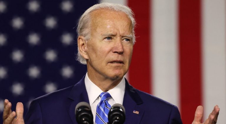 Biden se encuentra «muy bien» tras la infección por covid-19, según Fauci