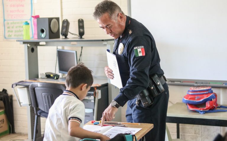 Cierra programa DARE ciclo escolar a más 19 mil 600 estudiantes beneficiados