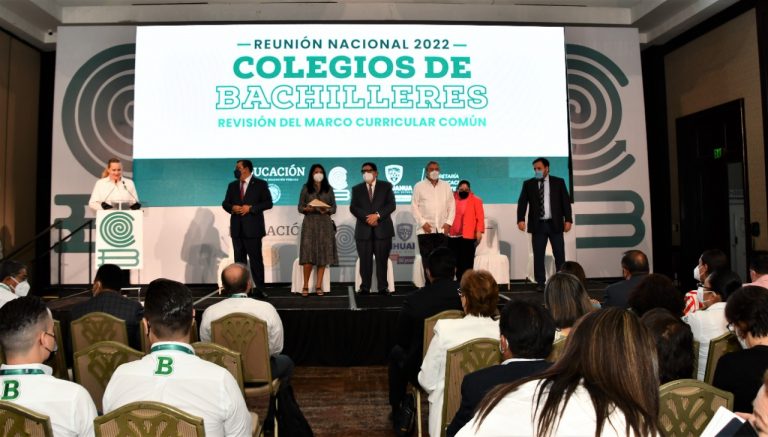 Analizan directores de Colegios de Bachilleres del país propuesta del nuevo marco curricular común para Educación Media Superior