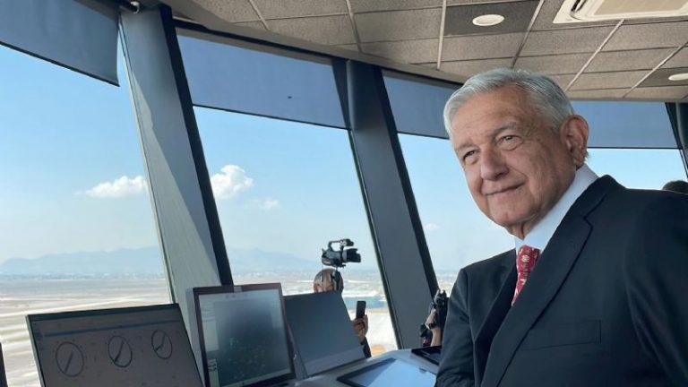 A 4 meses de la inauguración del AIFA, AMLO reconoce que no lo ha usado