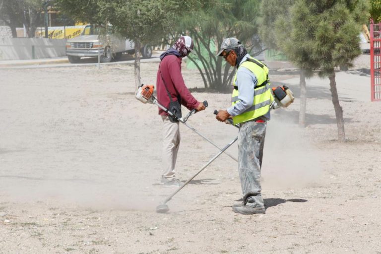 Levantó Servicios Públicos más de 657 toneladas de tierra en la colonia Anapra
