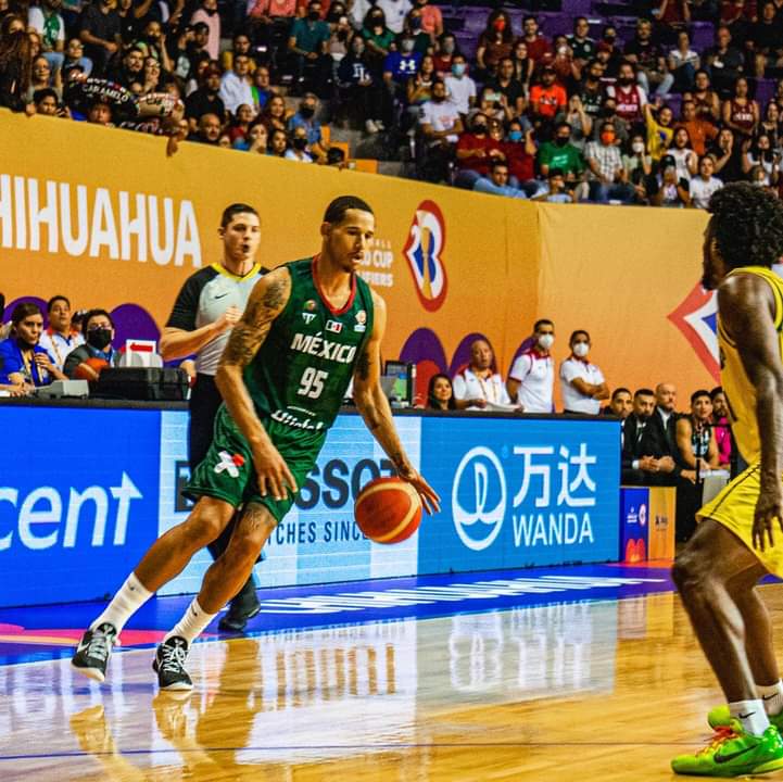 Juan Toscano abandona al conjunto nacional