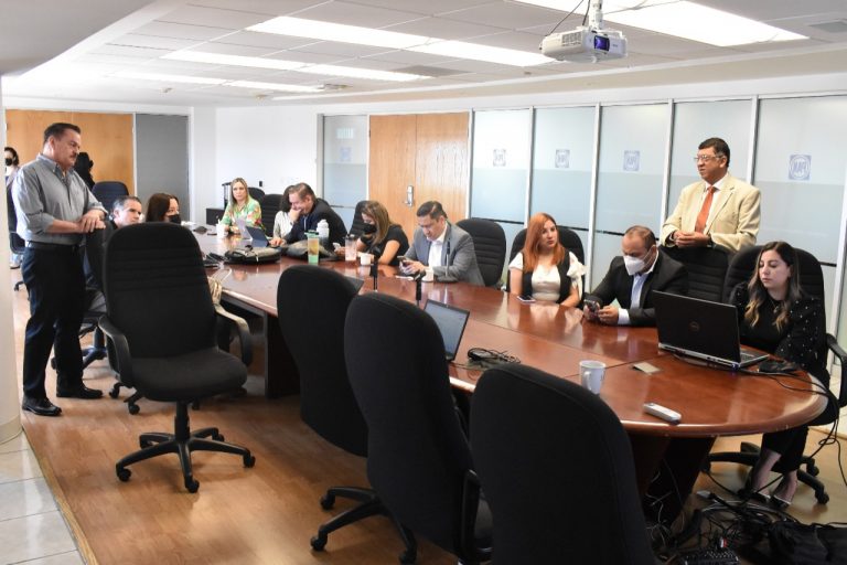Se reúnen diputados del PAN con Secretario de Comunicaciones y Obras Públicas del Estado