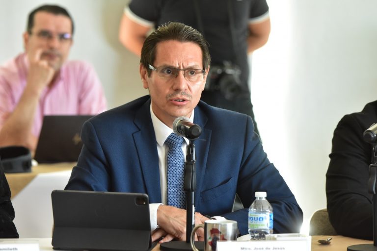 Comparece Secretario de Hacienda ante el Congreso del Estado