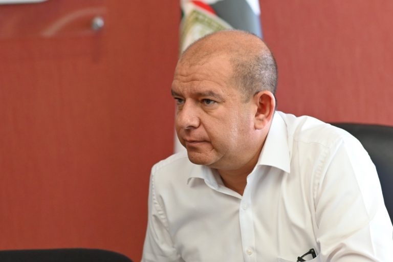 Injusto exigir uniformes nuevos en Colegio de Bachilleres; la medida tiene fines recaudatorios: Morena