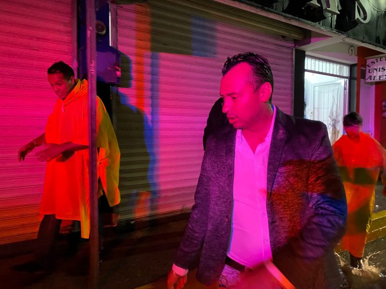 Encabeza César Peña evaluación de daños por lluvias en el Centro Histórico
