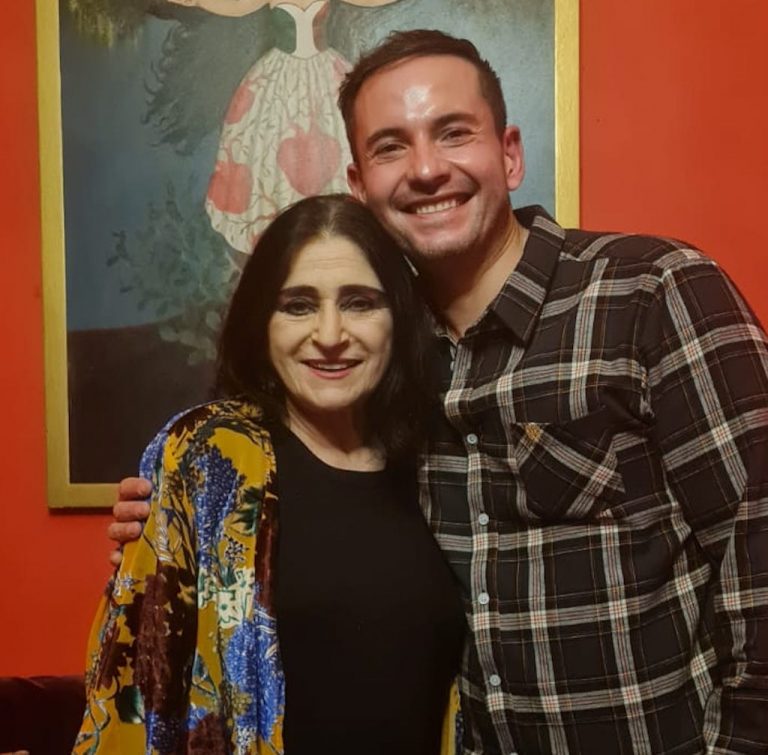Participará Astrid Hadad en la cinta cinematográfica “Aprender a Vivir”