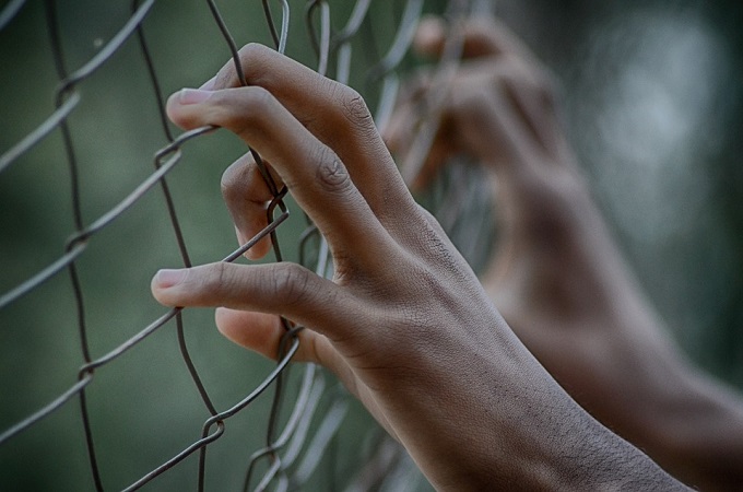 Adolescente de 14 años asesina a su “novio” de 35 años de un navajazo