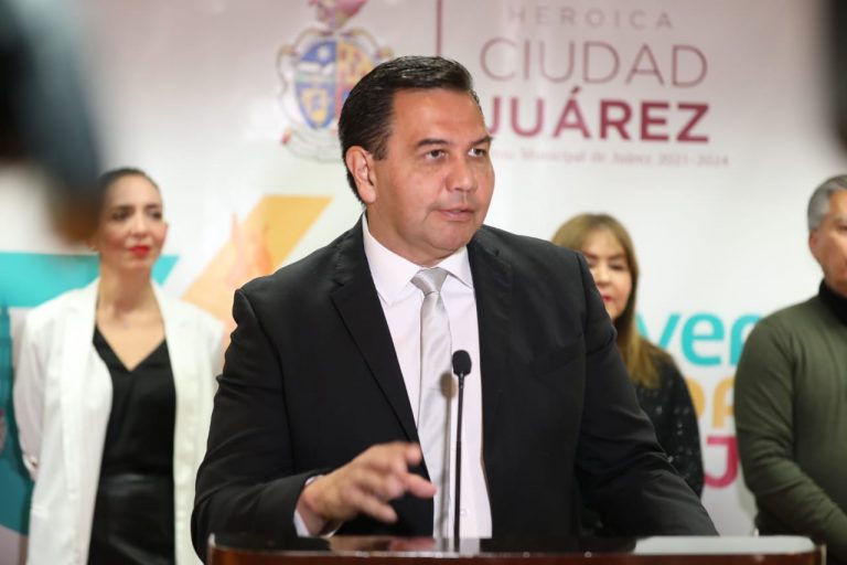 Para honrar la fundación de Cd.Juárez, su Alcalde invita a un desfile conmemorativo en esa frontera