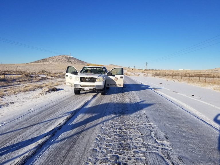 Cierre de tramos carreteros ante presencia de nieve  en 15 municipios de la entidad