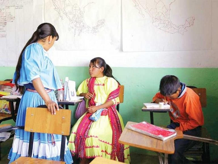 Imparten curso de Literacidad y Bilingüismo para fortalecer la Educación Indígena en Chihuahua