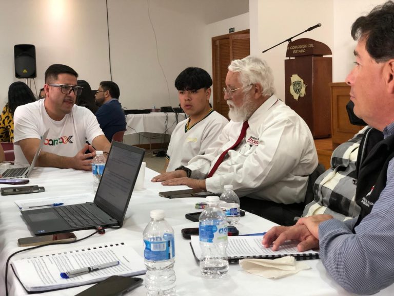 Congreso escucha a personas con discapacidad