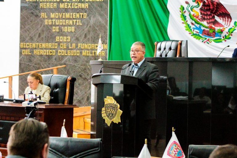 Claman en Congreso atención a carreteras federales