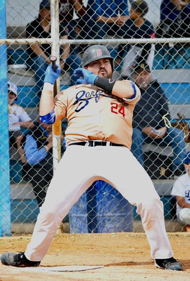 Gerardo Reyes líder de bateo de la Segunda Zona