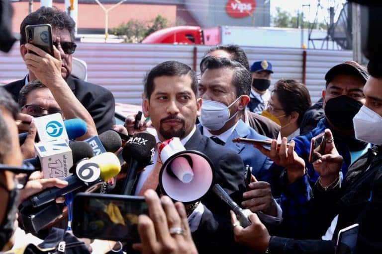 Piden víctimas de Línea 12 respeto a su sufrimiento y que el Presidente no los utilice políticamente