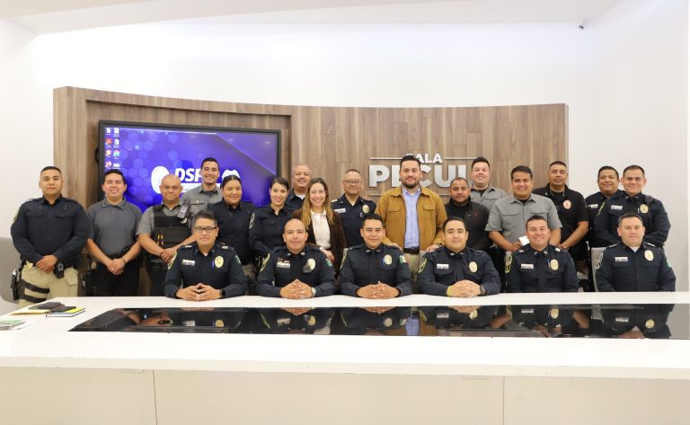 Reconocen a 18 policías por realizar labores destacadas en favor de la comunidad
