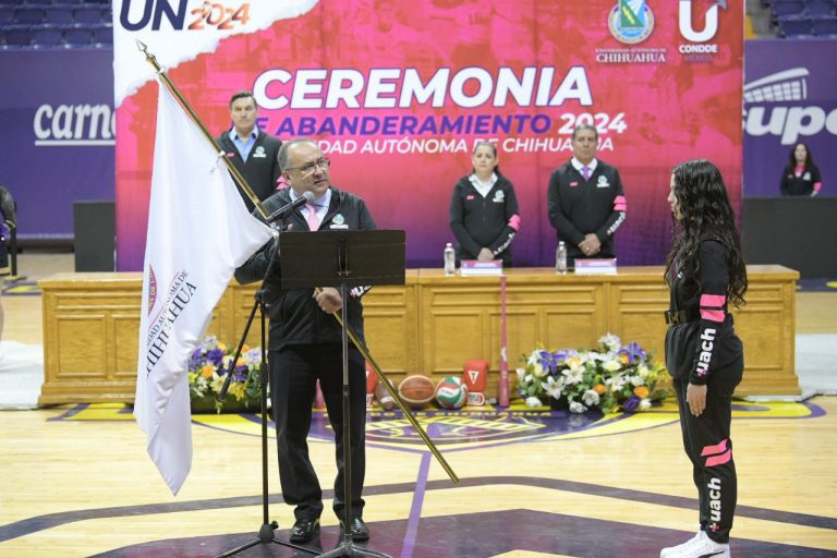 Abanderan a contingente deportivo de la UACH rumbo a la Universiada Nacional 2024 Aguascalientes