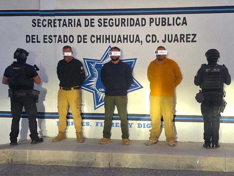 Detienen a 3 por usurpación de funciones de escoltas en Ciudad Juárez