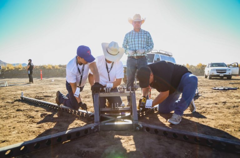 Compiten chihuahuenses en Tercer Encuentro Mexicano de Ingeniería en Cohetería Experimental