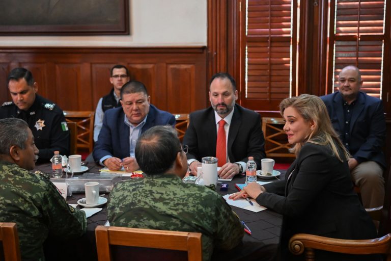 Se reúnen autoridades en Mesa de Seguridad
