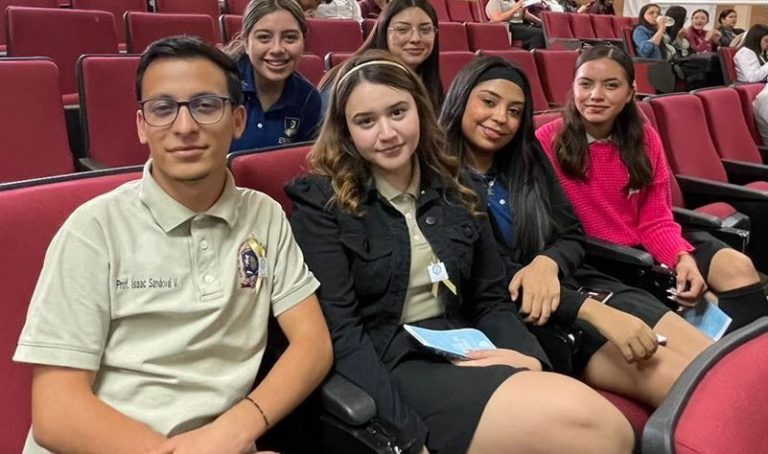 Realizan Secundaria Técnica 31 y ENSECH conversatorio sobre el autismo