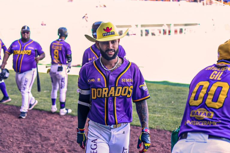 Dorados consiguen el tercero