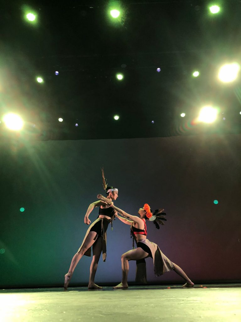 Estudiantes de la UACH cautivan a la audiencia durante el «UTEP Dance Festival».