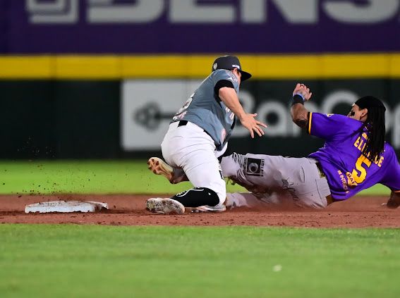 Dorados doblegan el acero