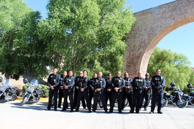Grupos especializados de policía municipal cumplen 30 años