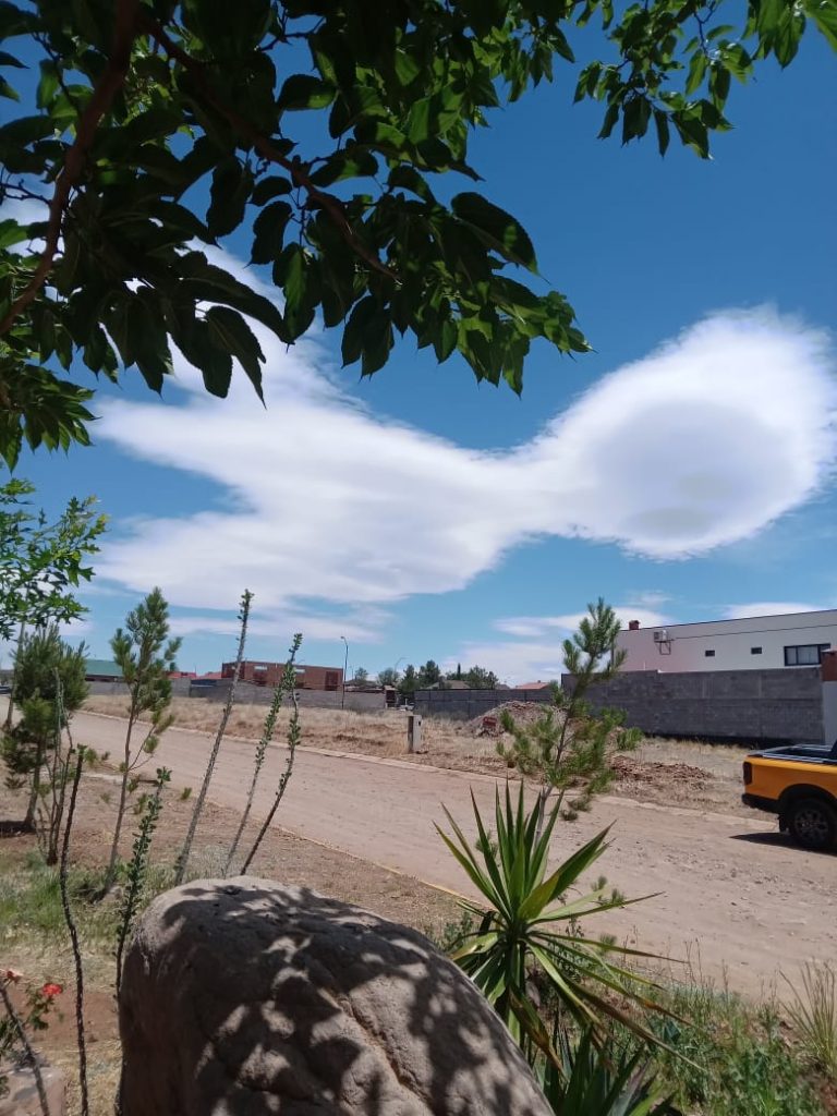 Hasta 37 grados en Ojinaga y tolvaneras en tramos carreteros del norte de la entidad