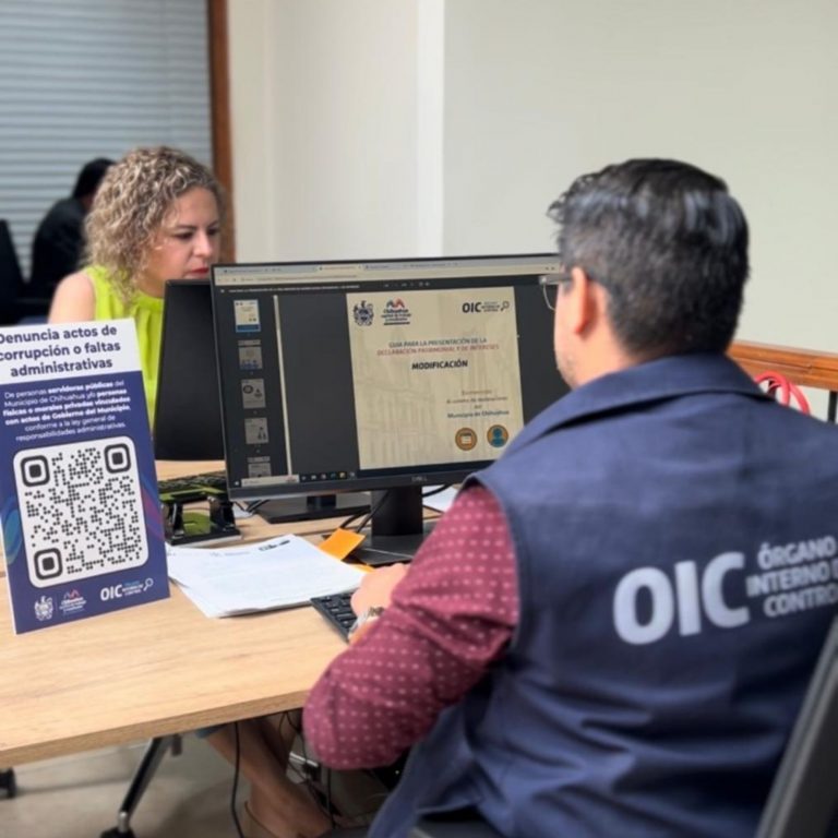 Continúan servidores públicos municipales presentando su declaración patrimonial