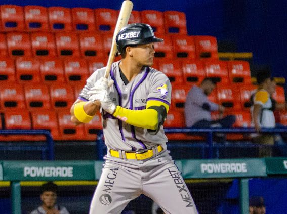 Dorados pierde el primero