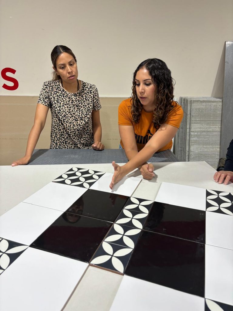 Realizan Municipio curso de limpieza fina para interiores en construcciones nuevas