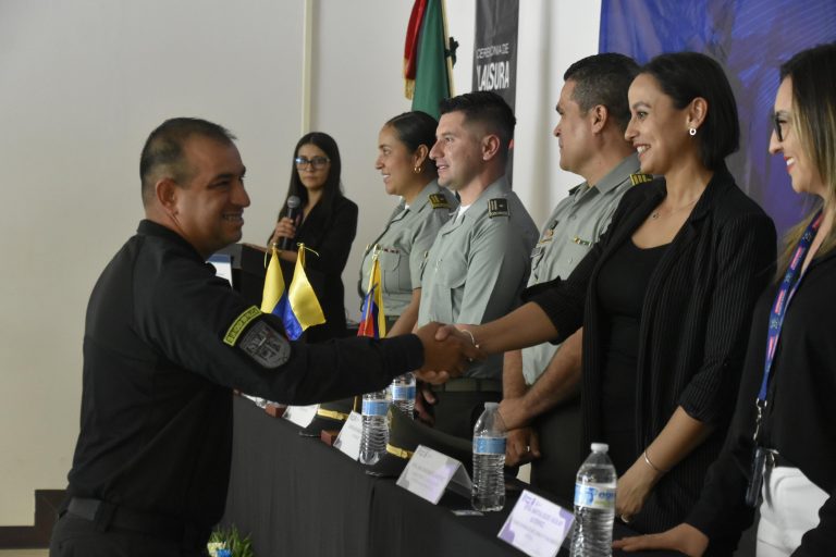 Culminan elementos de la SSPE curso de Análisis Policial en Juárez