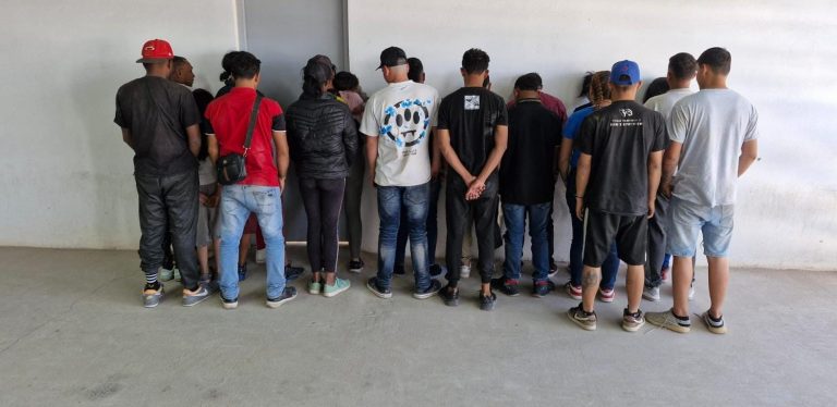 Rescató Fiscalía de Operaciones Estratégicas a 22 migrantes privados de la libertad