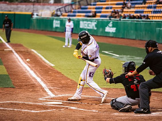 Dorados se lleva el primero