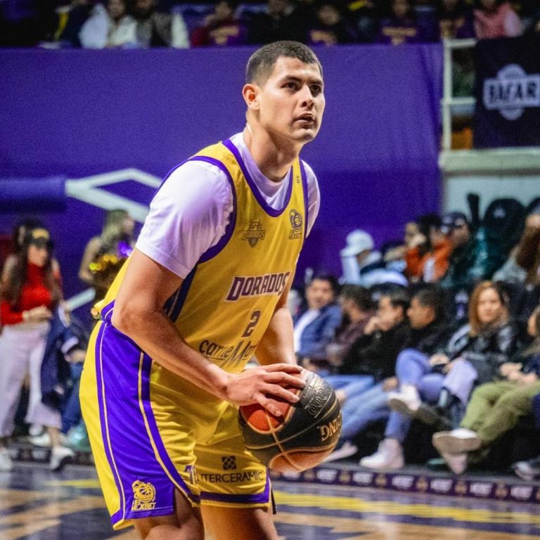 Estrada vuelve a Dorados en LNBP