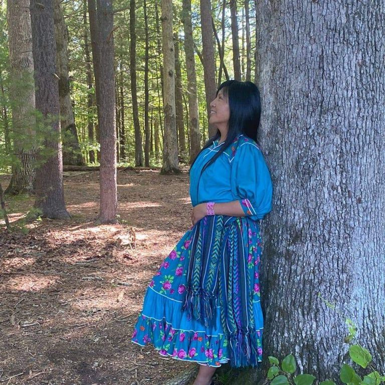 Corren y llevan su cultura rarámuri a Carolina del Norte