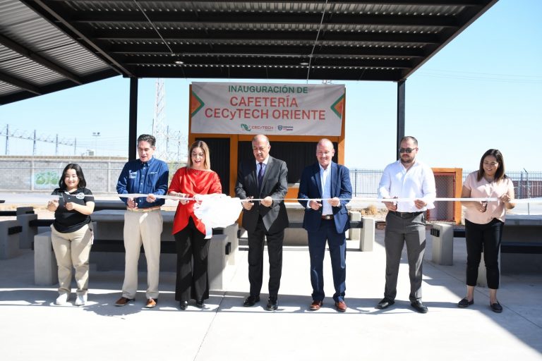 Entregan material y equipamiento para 44 planteles del CECyTECH