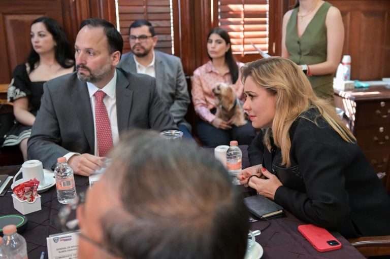 Encabeza Maru Campos reunión de la Mesa de Seguridad