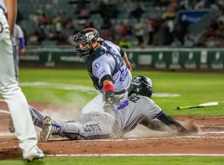 Dorados vence a Laguna en 12 entradas