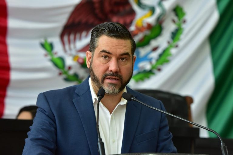 Celebra Congreso Bicentenario del Estado de Chihuahua