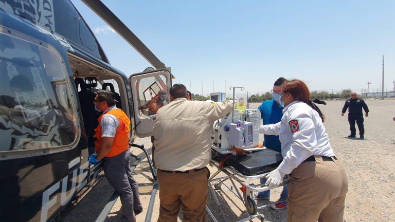 Trasladan en helicóptero de Gobierno del Estado a recién nacido