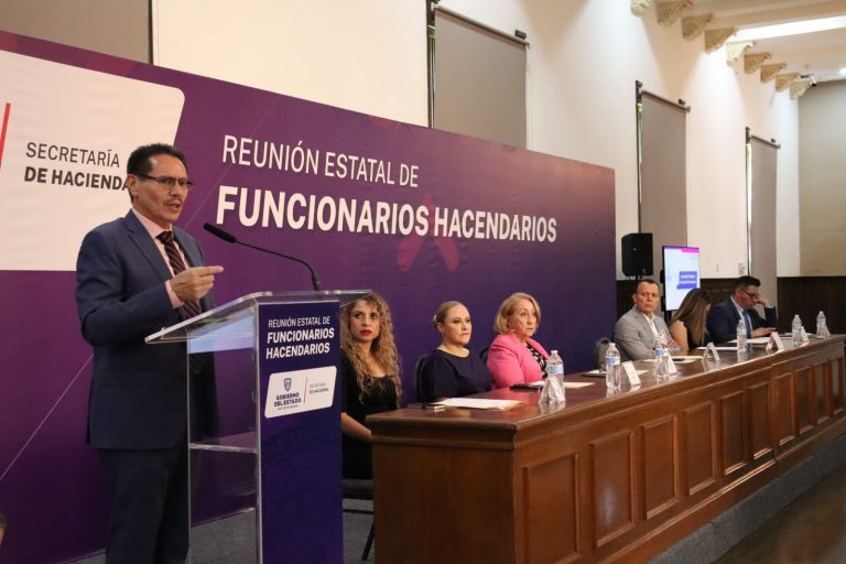 Realiza Secretaría de Hacienda reunión de funcionarios hacendarios
