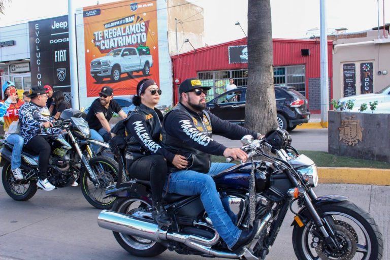 Inicia la Concentración Motociclista con gran desfile en las Jornadas Villistas